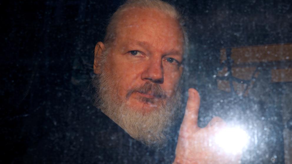 Julian Assange y la revolución que no acaba.